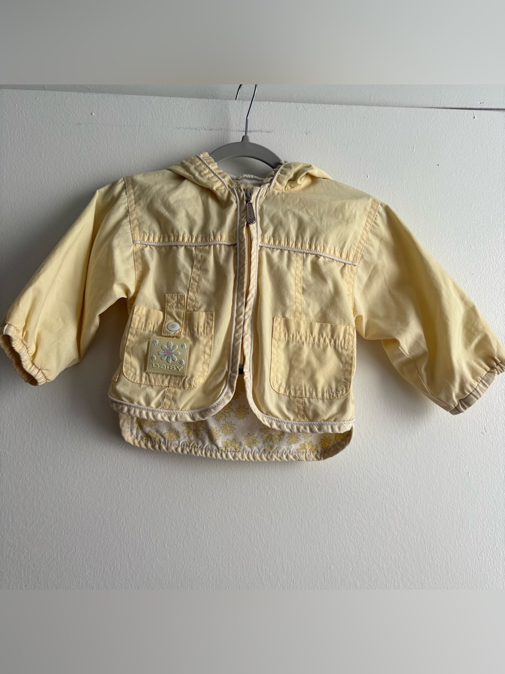 Vintage Casual Time Baby Girls' Yellow Hooded Jacket with Daisy Detail size 18m